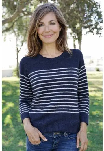 ANGELA STRIBET STRIKBLUSE NAVY/LYSEBLÅ